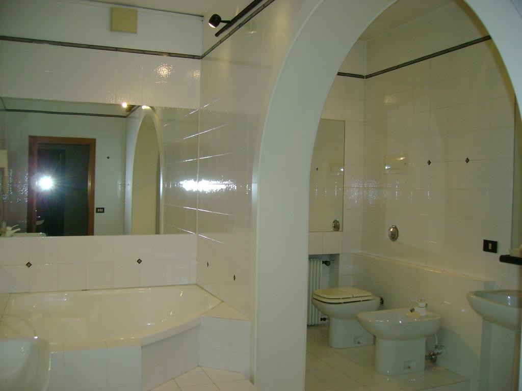 Hotel Ezzelino San Zenone Habitación foto