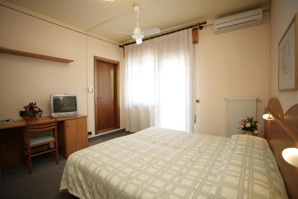 Hotel Ezzelino San Zenone Habitación foto